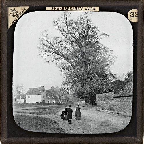 Village Green, Fladbury