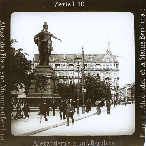 Die Berolina auf dem Alexanderplatz