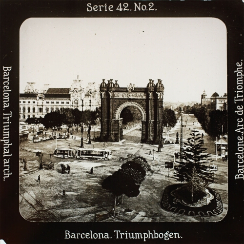 Barcelona. Triumphbogen.
