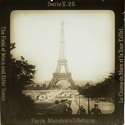 Paris. Marsfeld & Eiffelturm.