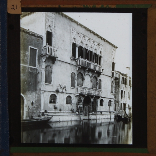 Unidentified palazzo in Venice