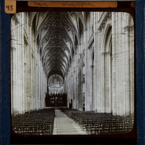 Nave, Winchester