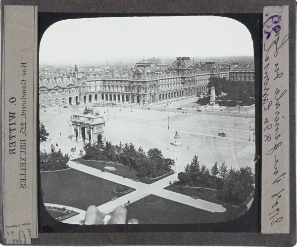 Vue générale du Louvre et du Carrousel – secondary view of slide