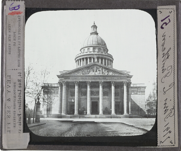 Paris. Le Panthéon – secondary view of slide