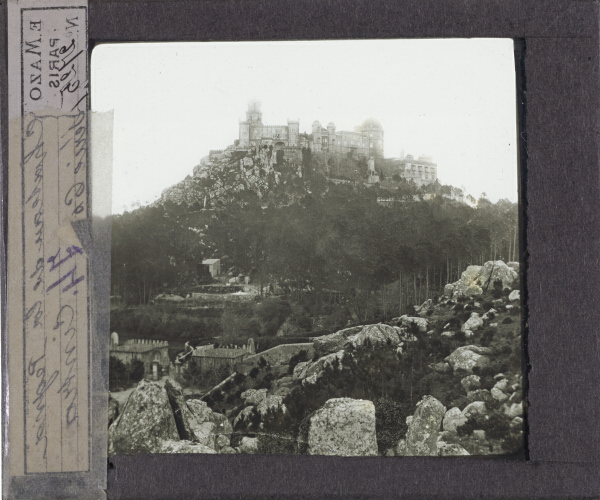 Château de la Pegna – secondary view of slide