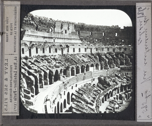 Vue intérieure du Colisée – secondary view of slide