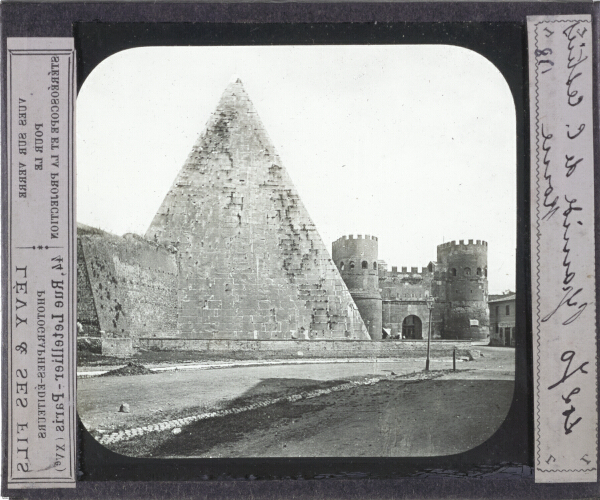 Pyramide de C. Cestius, Rome – secondary view of slide