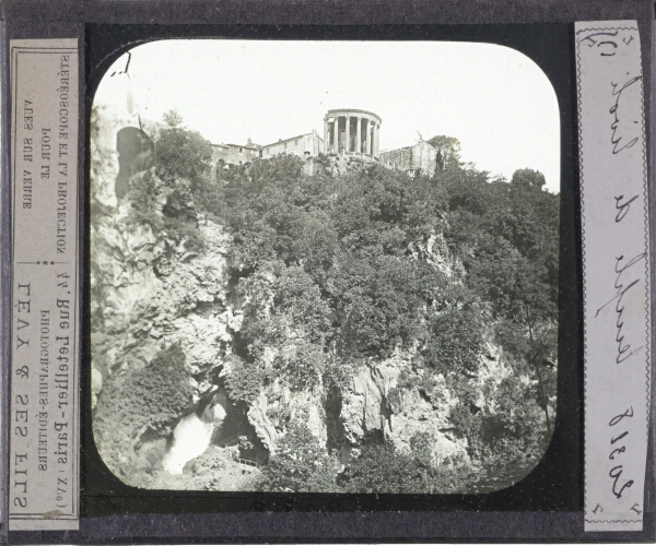 Temple de Tivoli – secondary view of slide