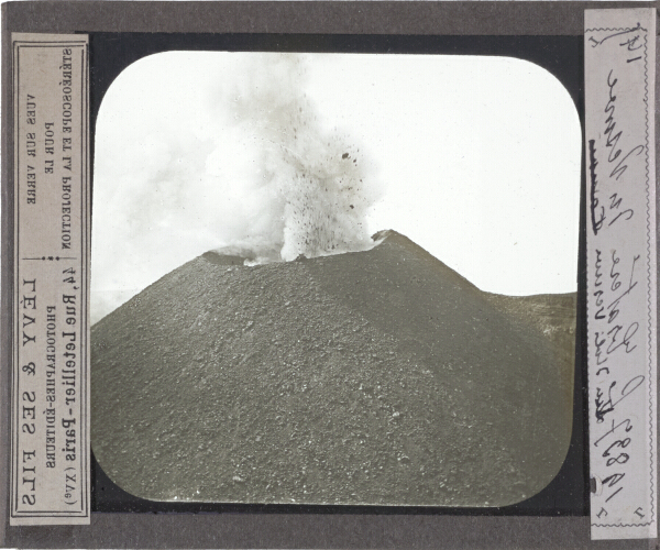 Le Cratère du Vesuve – secondary view of slide