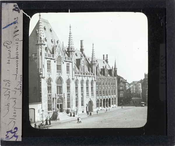Bruges. Hôtel du gouvernement et la poste centrale – secondary view of slide