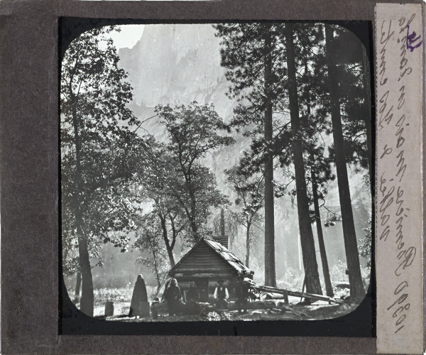 Première maison dans la Vallée de Yosemite – secondary view of slide