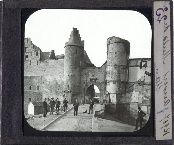 Anvers. Musée de Steen – secondary view of slide