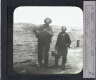 Types de pêcheurs anglais portant des bulôts servant d’appât pour la morue – Rear view of slide