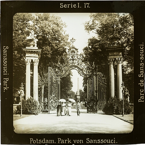 Potsdam. Eingang zum Park con Sanssouci– primary version