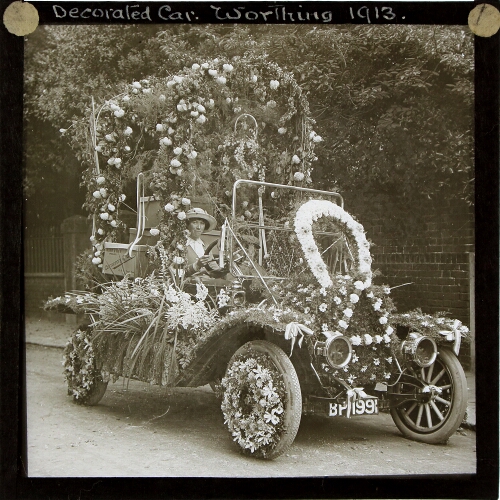 Decorated Car, Worthing, 1913