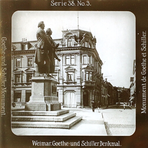 Weimar. Goethe- und Schiller Denkmal.