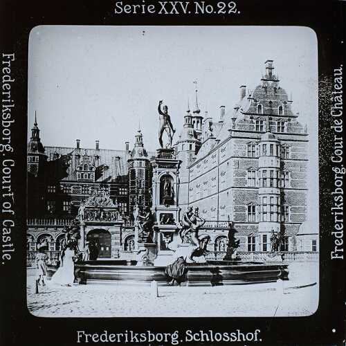 Frederiksborg. Schlosshof.