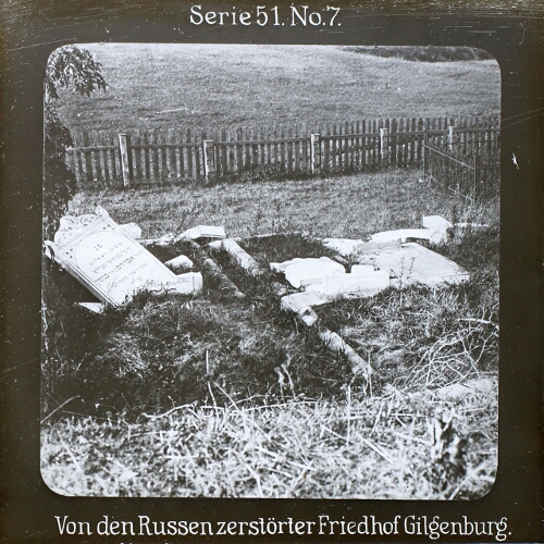 Von den Russen zerstörter Friedhof Gilgenburg.