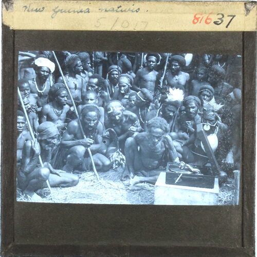 New Guinea natives 5/017