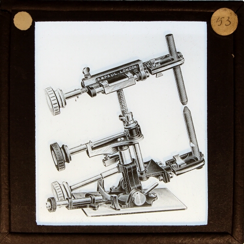 Electric arc lamp assembly by Robert Paul