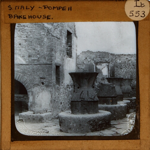 Pompeii -- Bakery