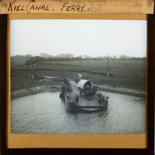 Kiel Canal, Ferry