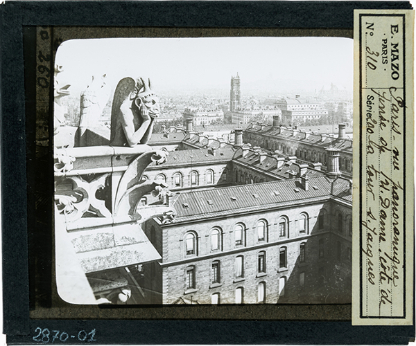 Paris- vue panoramique prise de Notre Dame, côté de la tour S. Jacques