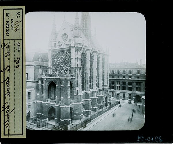 Paris, la Sainte Chapelle – secondary view of slide