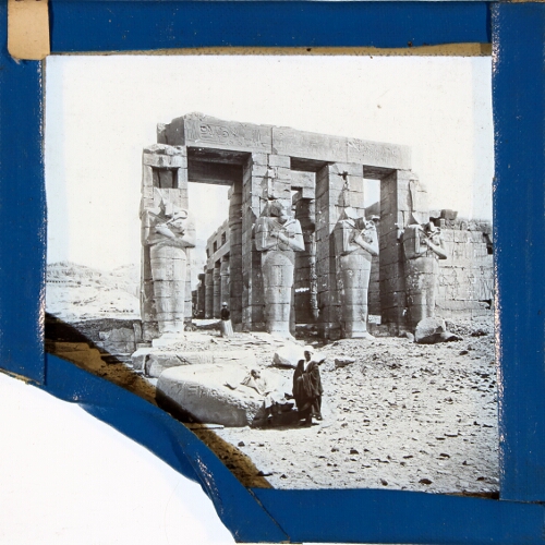 Ancient Egyptian temple – secondary view of slide