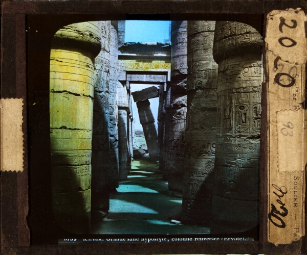 Karnak, Grande salle hypostyle, colonne renversée – secondary view of slide