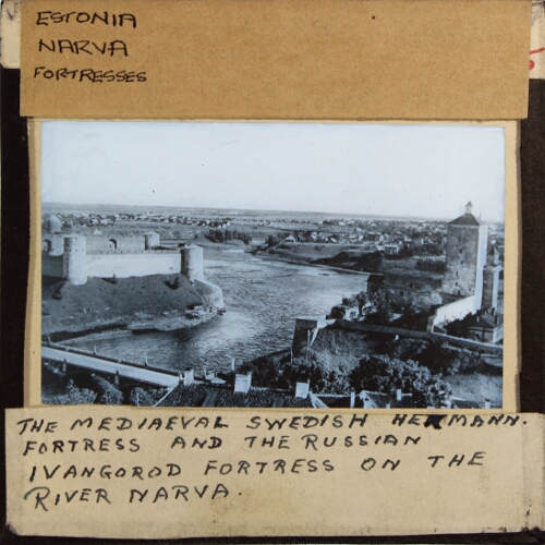 Narva -- Fortresses