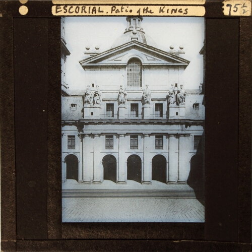 Escorial, Patio of the Kings