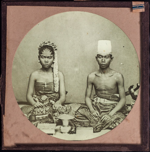 Javanese bride and bridegroom