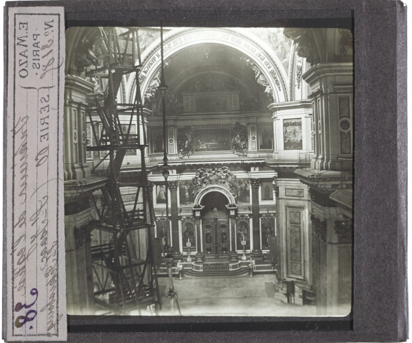 Interieur de la cathédrale Saint-Isaac – secondary view of slide