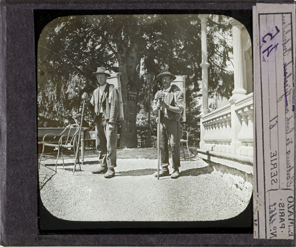 Porteurs de lait, Interlaken – secondary view of slide