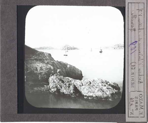 Rochers d’Endoume et château d’lf, vue instantanée. – secondary view of slide