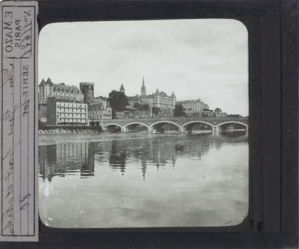 Pau. Gave, Pont et château – secondary view of slide