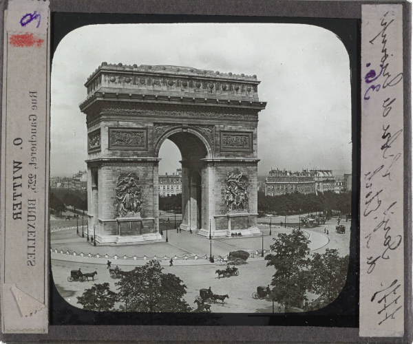 Paris. L'Arc de Triomphe de l'Etoile – secondary view of slide