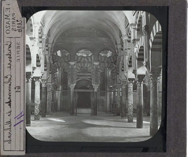 Cordoue, Colonnade de Mihrab – secondary view of slide