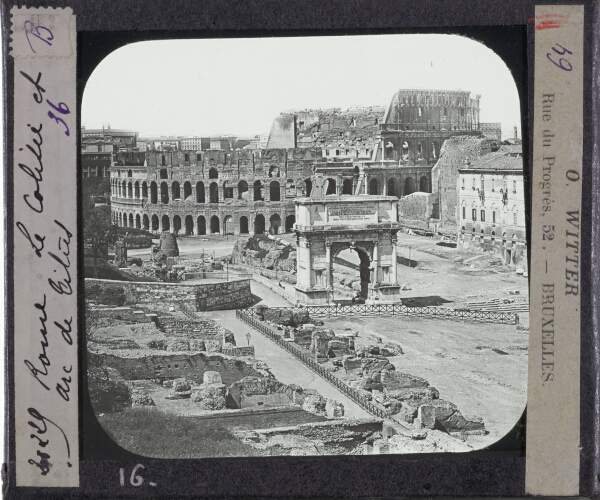 Rome. Le Colisée et Arc de Titus