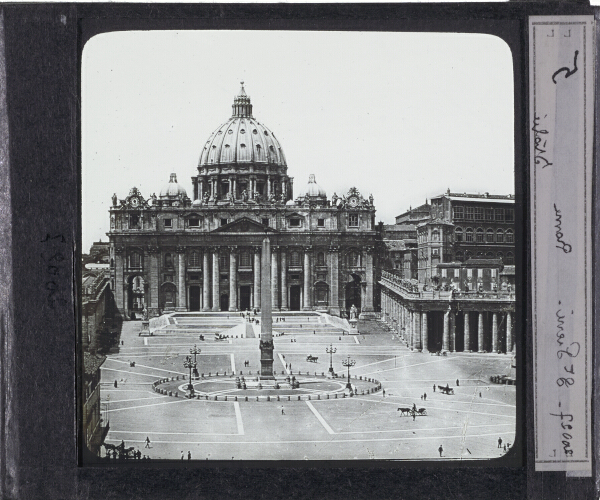 Italie. Saint Pierre, Rome – secondary view of slide