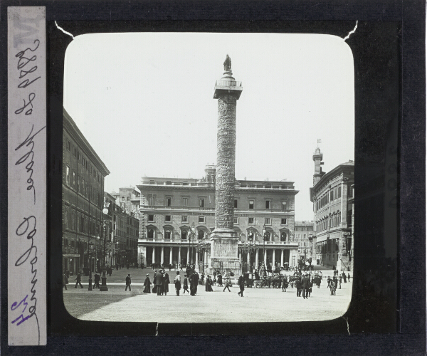 La place Colonnée – secondary view of slide