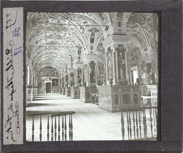 Bibliothèque du Vatican, Rome – secondary view of slide