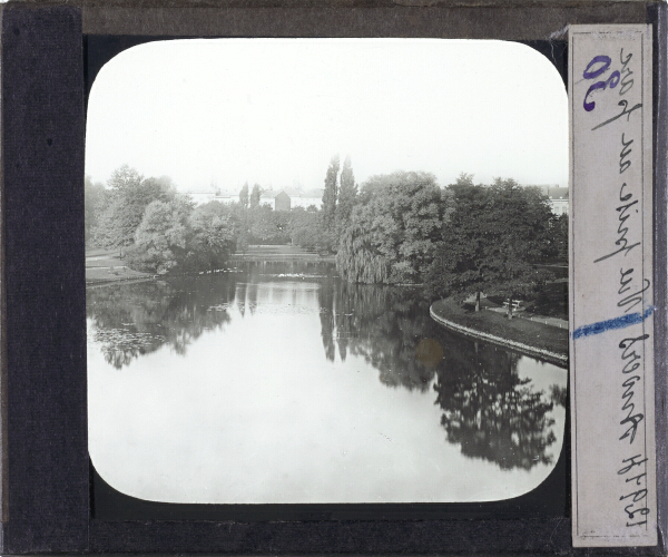 Anvers. Vue prise au parc – secondary view of slide