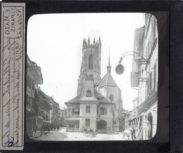 La Cathedrale, prise de la rue du pont suspendu – secondary view of slide