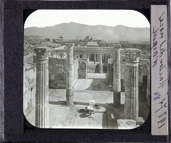 Maison des noces d'argent – secondary view of slide