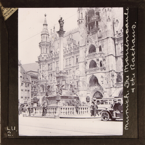 The Mariensäule and the Rathhaus