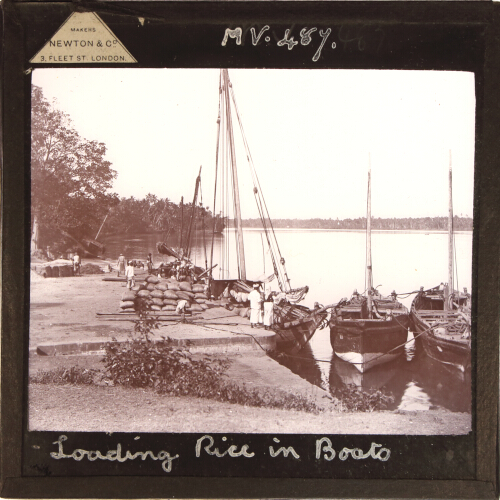 Madras. Loading Rice in Boats, Ferok